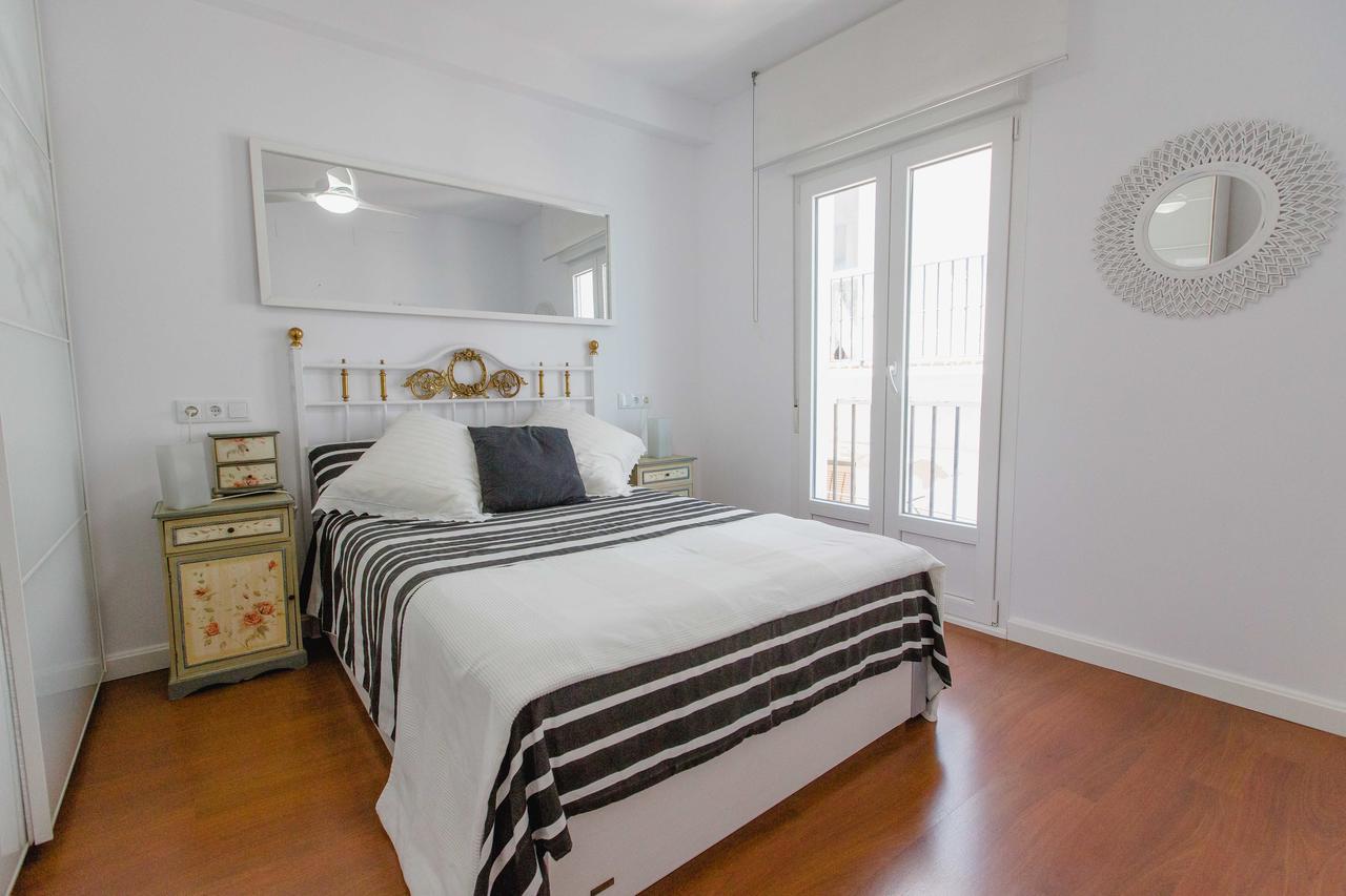 Apartamento A Un Pasito Del Mercado Cádiz Buitenkant foto